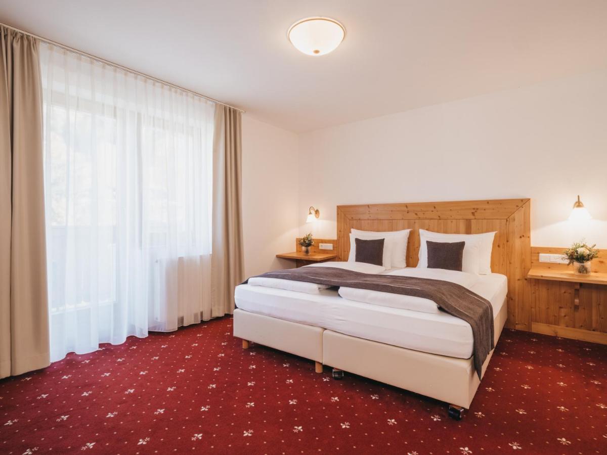 Hotel Vier Jahreszeiten By Vaya Inkl Zell Am See-Kaprun Sommerkarte Exteriör bild