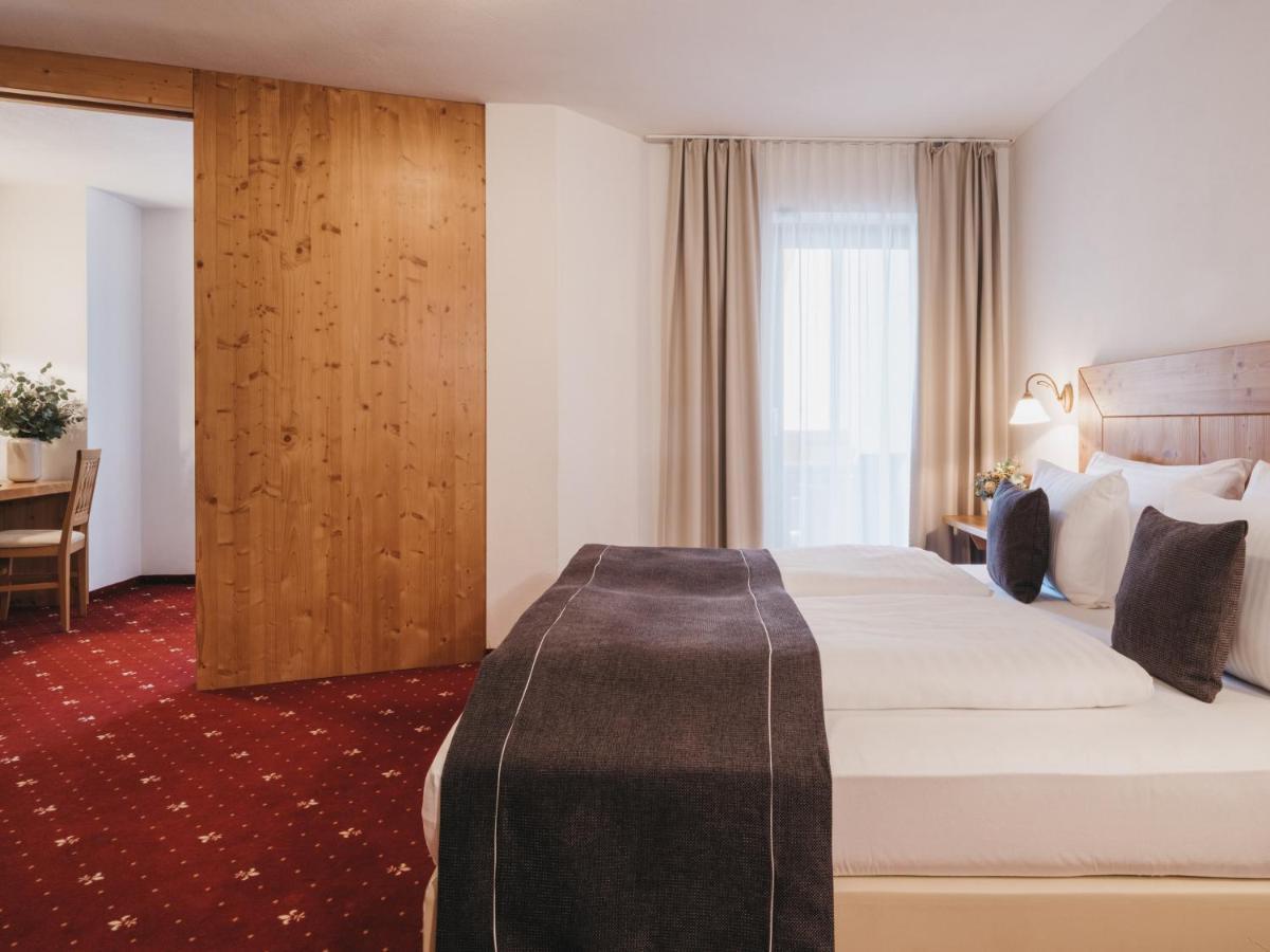 Hotel Vier Jahreszeiten By Vaya Inkl Zell Am See-Kaprun Sommerkarte Exteriör bild