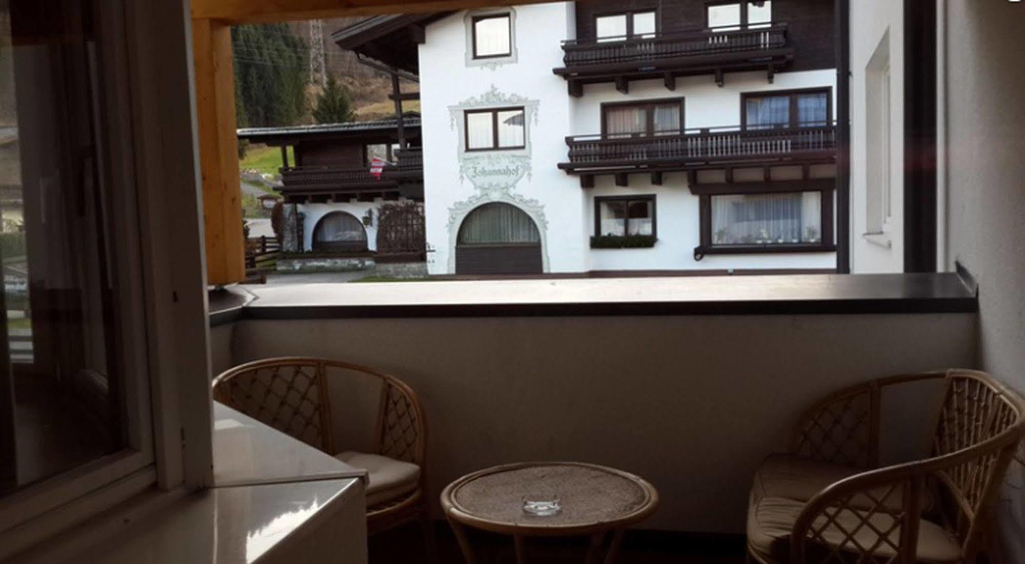 Hotel Vier Jahreszeiten By Vaya Inkl Zell Am See-Kaprun Sommerkarte Exteriör bild