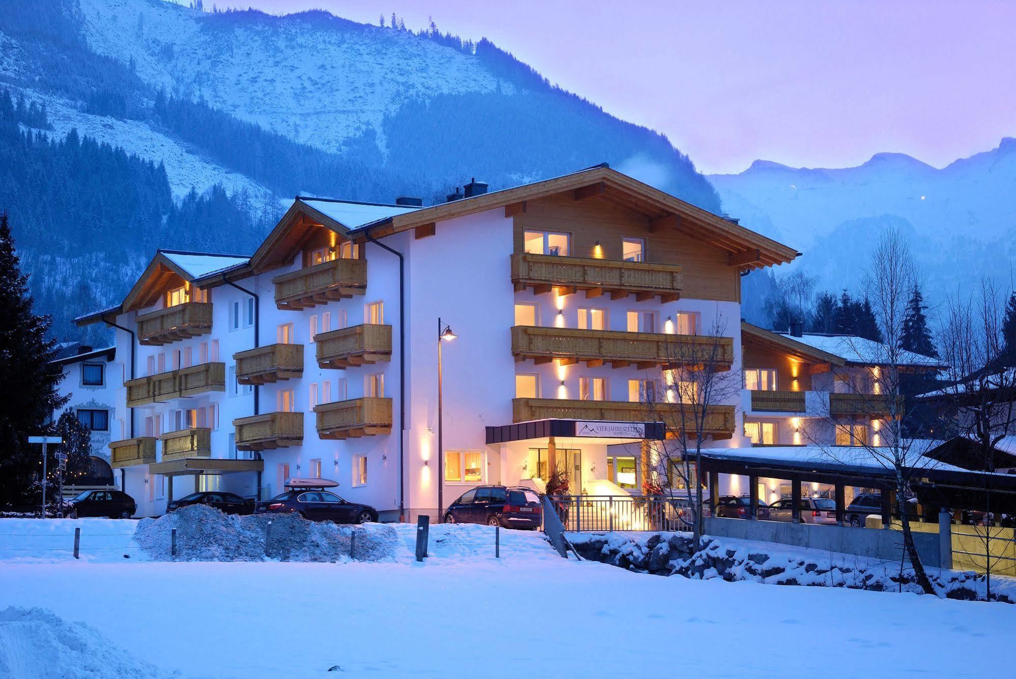 Hotel Vier Jahreszeiten By Vaya Inkl Zell Am See-Kaprun Sommerkarte Exteriör bild